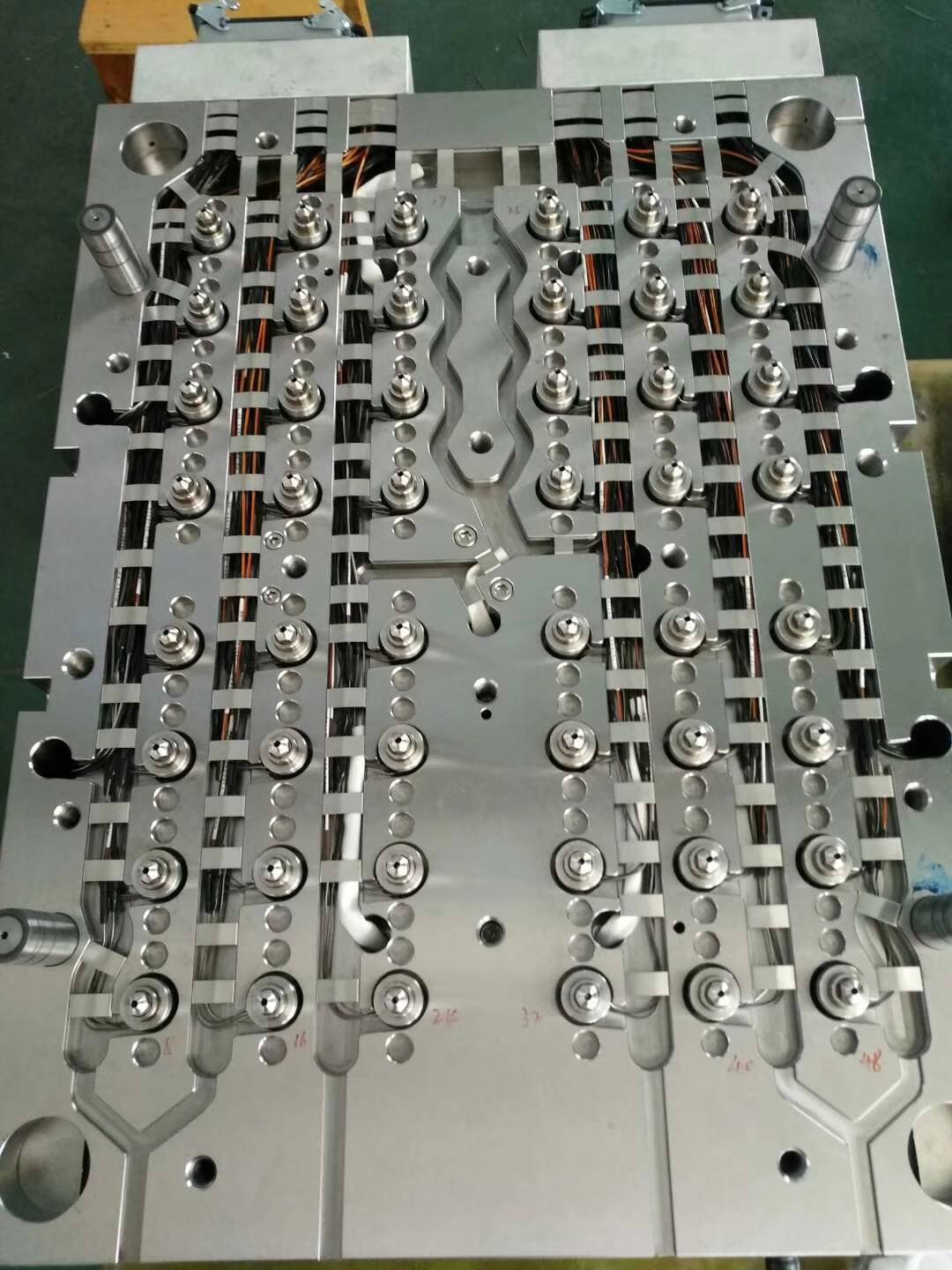 精密注塑必須以熱流道模（mó）具設計影響因素